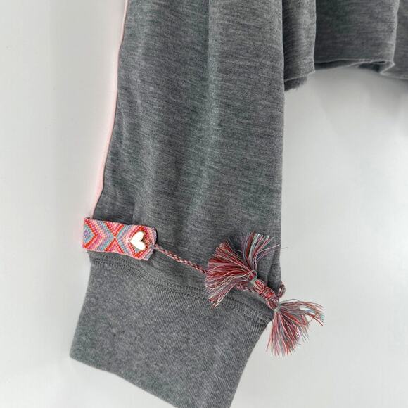 Big Feelings Women's Heather Gray Kelsey Cropped Crewneck Sweatshirt Size XL - Picture 9 of 9